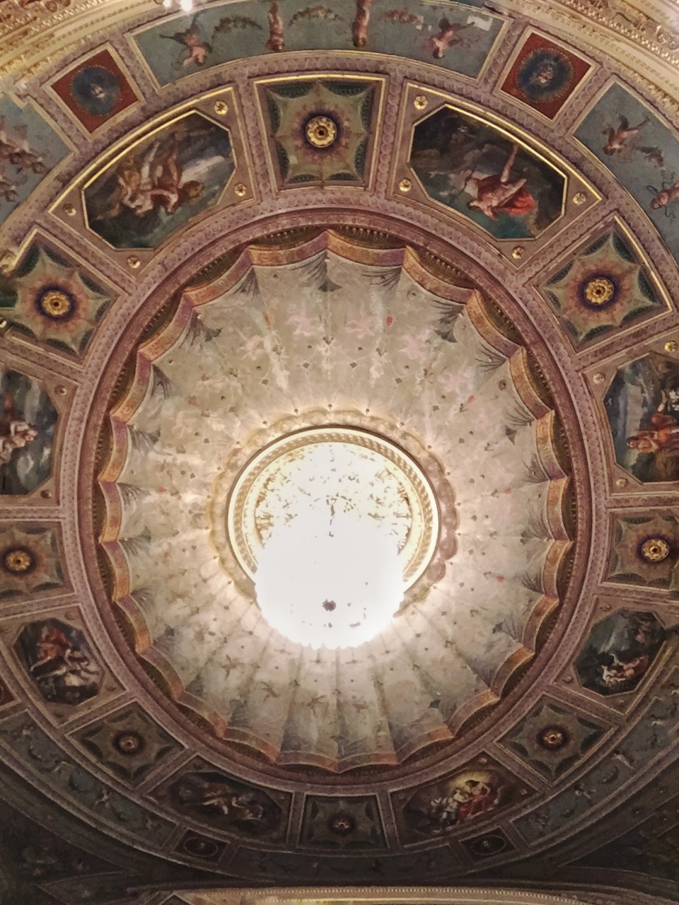 Concorso Fotografico MARCHE ON STAGE: il Teatro Pergolesi è a disposizione 